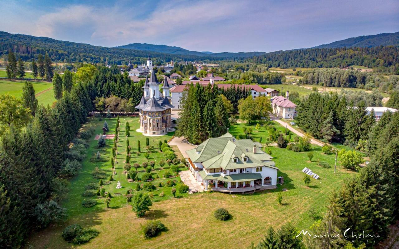 Casa de Pelerinaj Ierusalim Hozeva Guest House Mănăstirea Neamţ Exterior foto